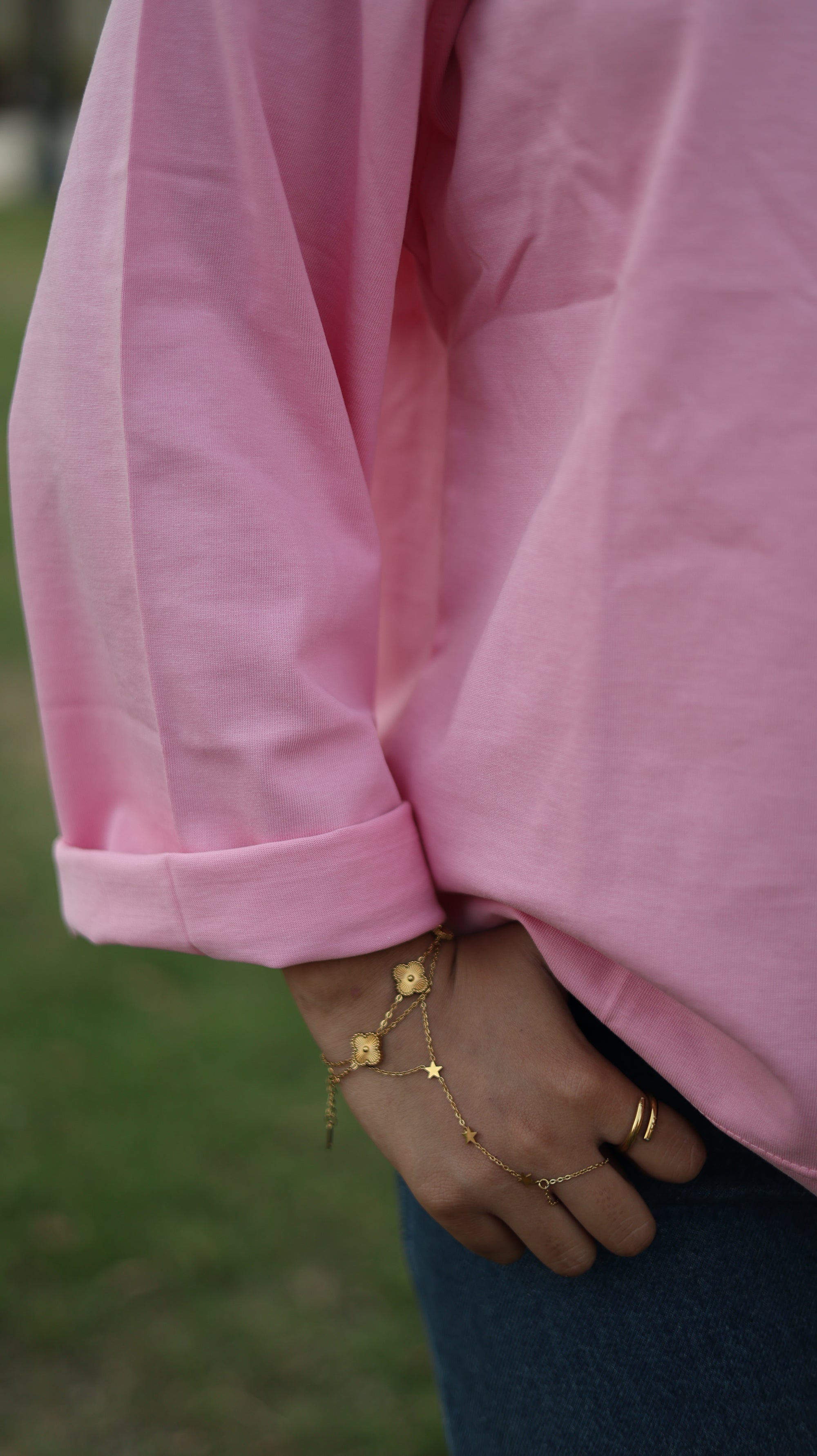 Box-fit, long sleeve T-shirt