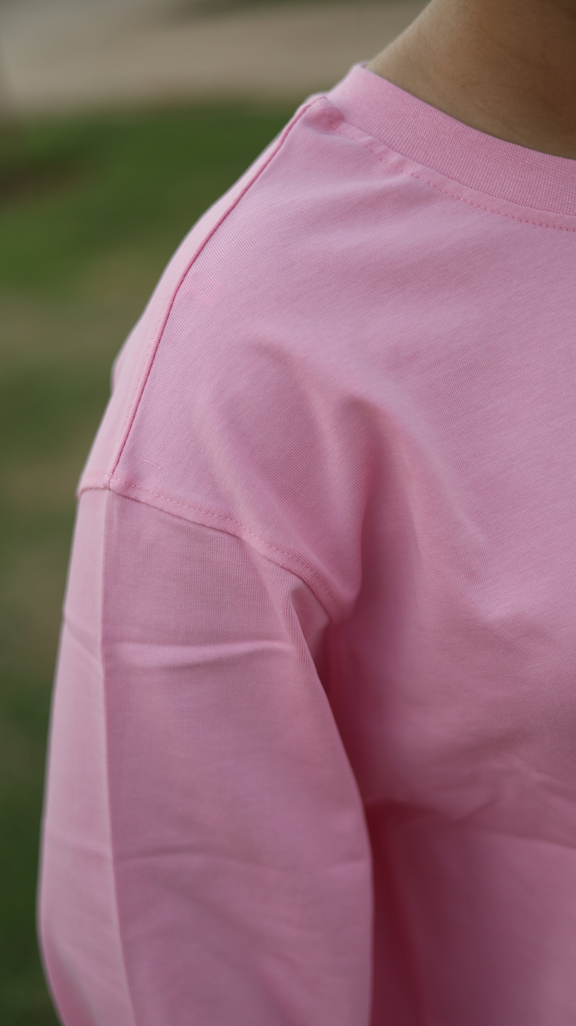 Box-fit, long sleeve T-shirt