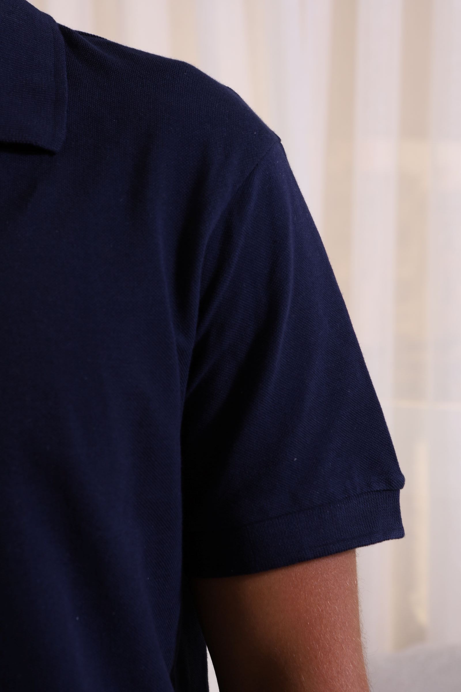 بولو Signature Polo من Tito's Wear يُلبس ضمن طقم عائلي متطابق