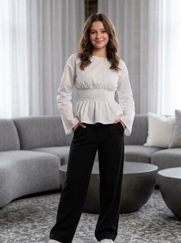 بلوزة Lily من Tito's Wear بلون أصفر